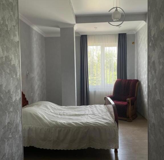 اتاق استاندارد, Zaali S Wine Cellar