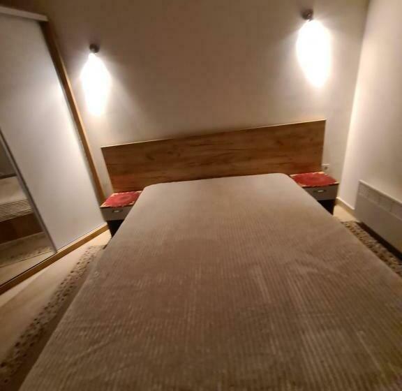 سوییت, Divcibare Apartmani Gavrić
