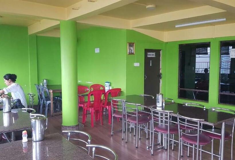 חדר אקונומי לשלושה, Nalgre Guest House