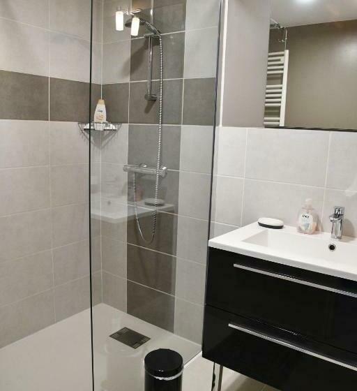 Номер Стандарт Трехместный, B&b Angueur