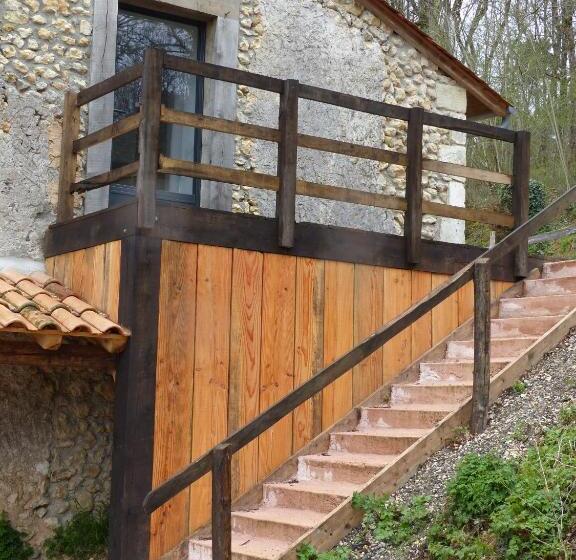 Номер Стандарт, B&b Angueur