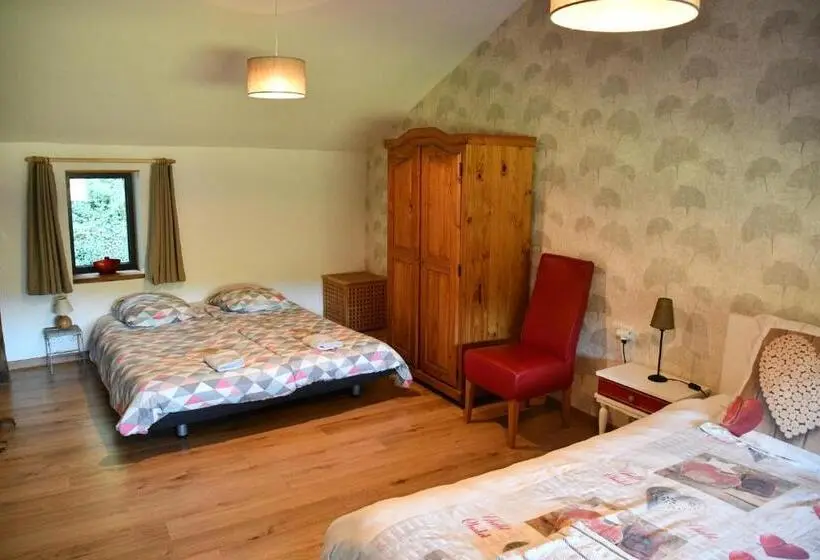 スタンダード4人部屋, B&b Angueur