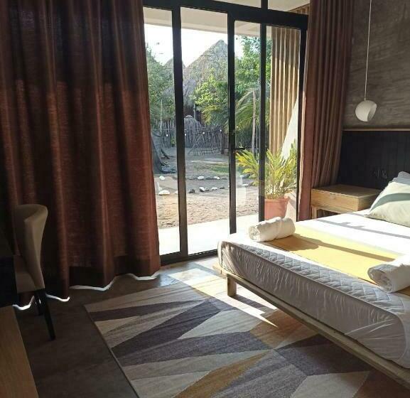 اتاق لوکس, Pacifico El Paredon