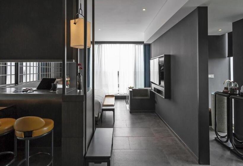 סוויטה עם טרסה, The Lucid Hangzhou Xixi Wetland