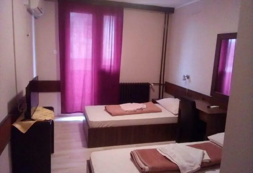 اتاق لوکس, Restoran Sa Prenoćištem žitište