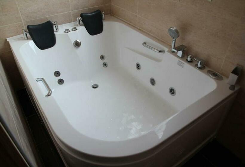 سوییت, Restoran Sa Prenoćištem žitište