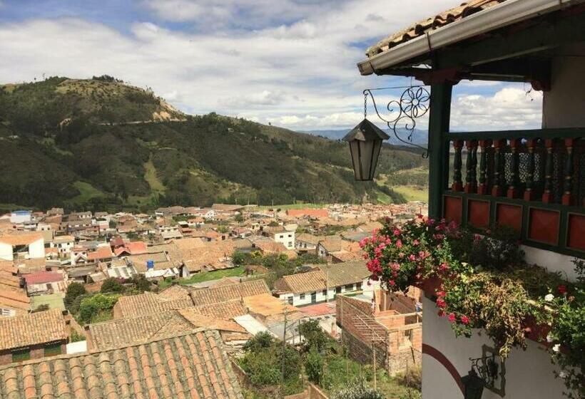 اتاق استاندارد سه نفره, Portón De Ocetá