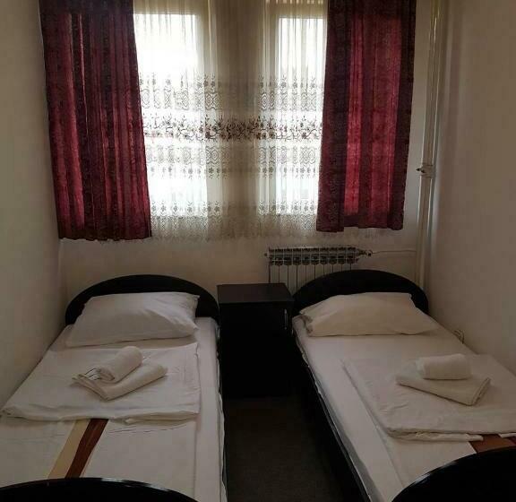 اتاق استاندارد, Motel Luxor