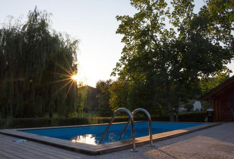 آپارتمان 3 خوابه, Apartment šilec