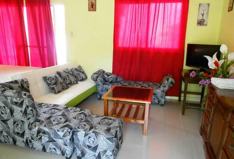 اتاق لوکس با چشم‌انداز دریا, Whitesands Beach Resort