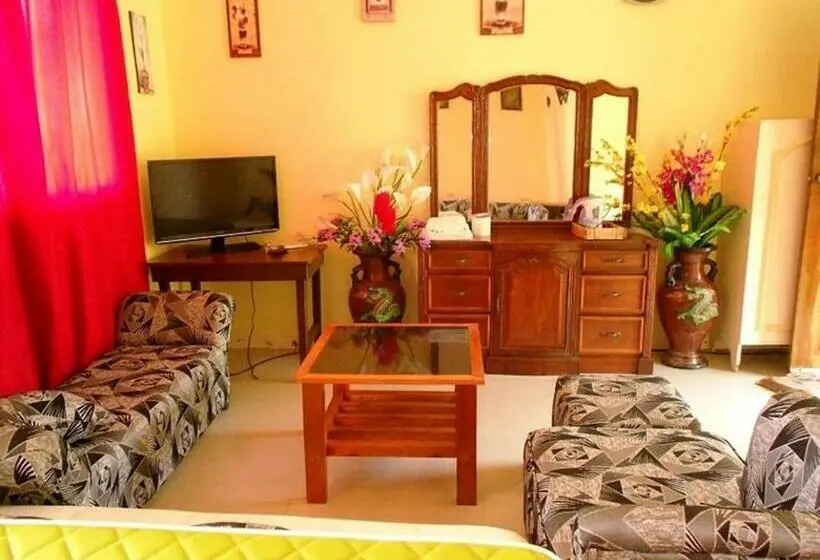 اتاق لوکس با چشم‌انداز دریا, Whitesands Beach Resort