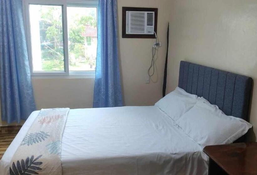 اتاق لوکس خانوادگی, Whitesands Beach Resort