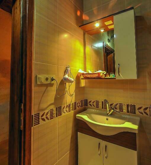 スタンダードルーム, Akman