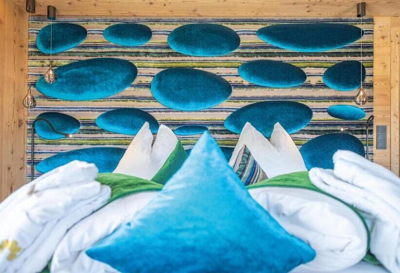 سوییت خانوادگی, Goldknopf