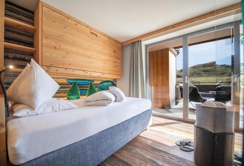 اتاق استاندارد یک تخته با بالکن, Goldknopf