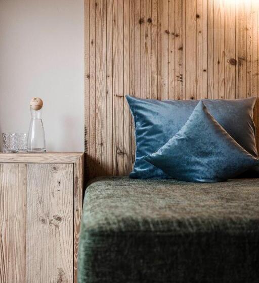 اتاق خانوادگی, Goldknopf