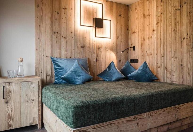 اتاق خانوادگی, Goldknopf