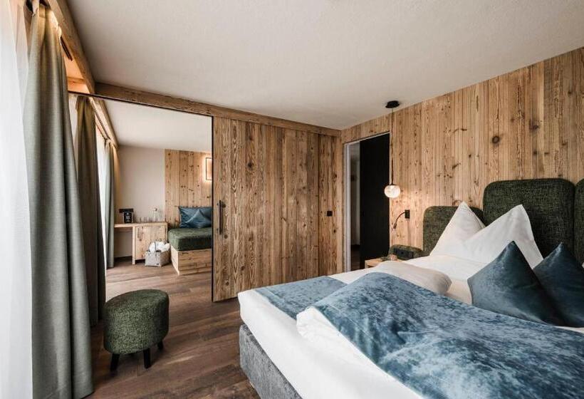 اتاق خانوادگی, Goldknopf