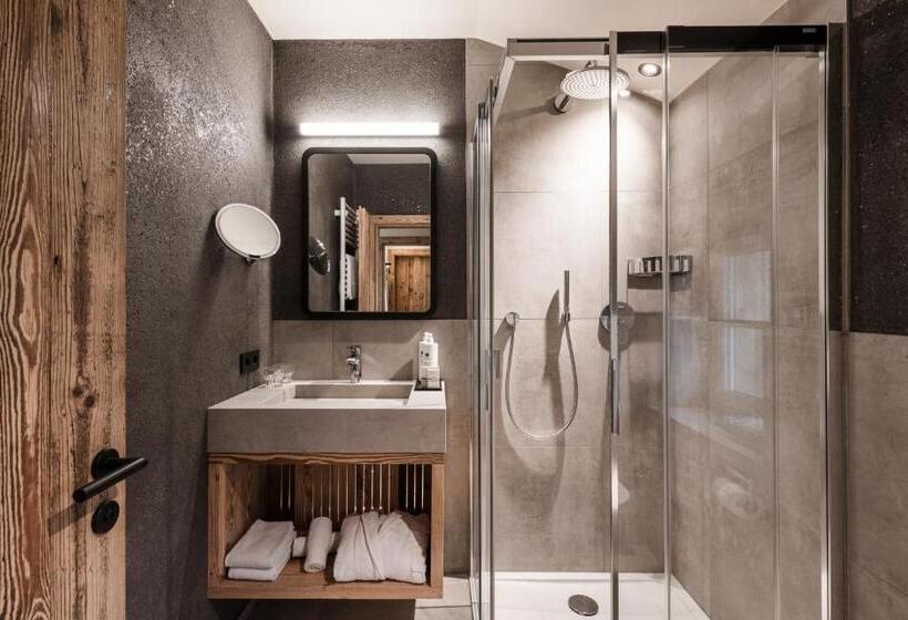 اتاق استاندارد, Goldknopf