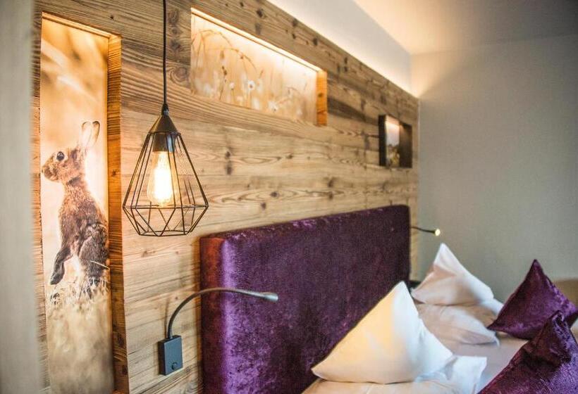 اتاق استاندارد با تراس, Goldknopf