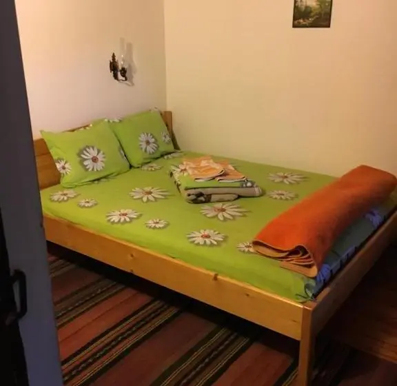 Huoneisto 1 Makuuhuone Parveke, Dyadovata Kashta