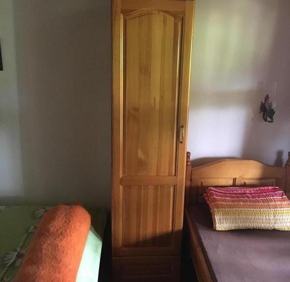 غرفة عائلية حمام مشترك, Dyadovata Kashta