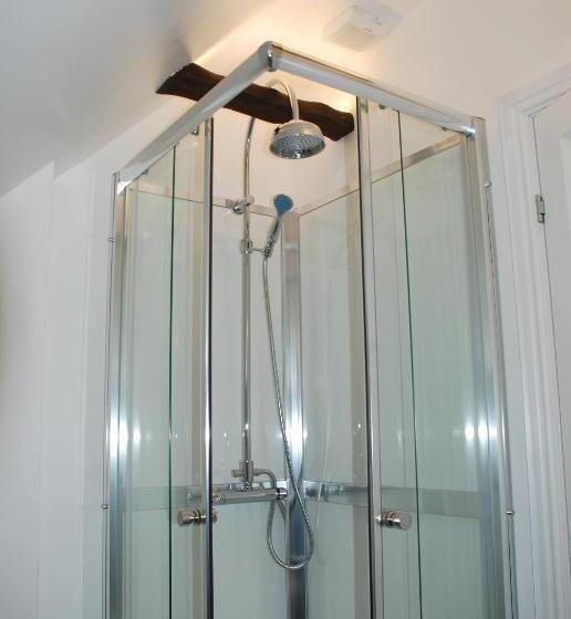 اتاق استاندارد با سرویس بهداشتی مشترک, Grand Guesthouse Gardakot