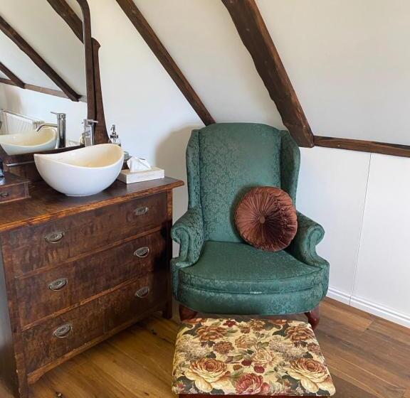 خانه 4 خوابه, Grand Guesthouse Gardakot