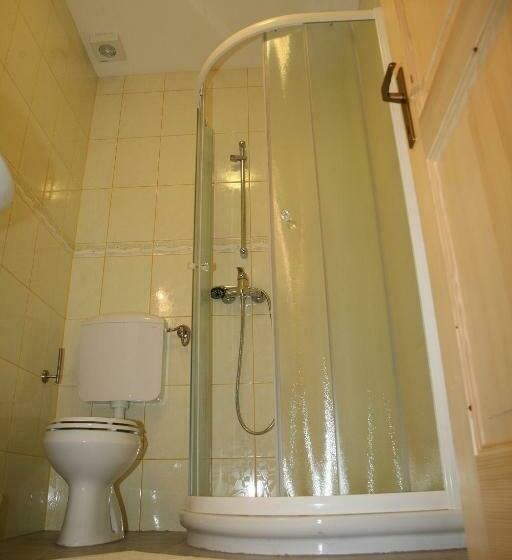 آپارتمان 1 خوابه, House Berdnik