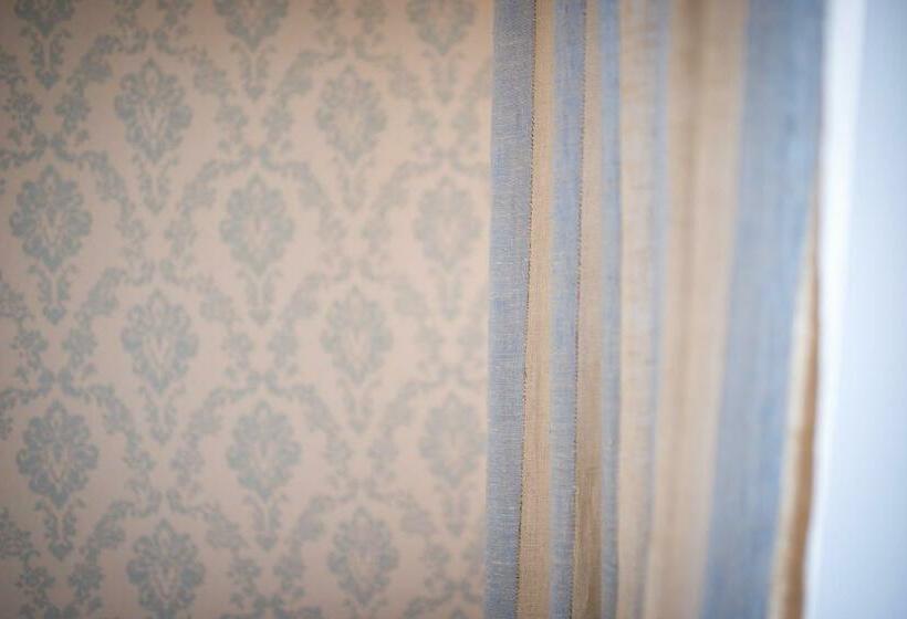 اتاق سوپریور, Karklės Villa