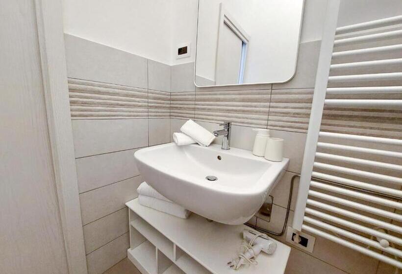 اتاق استاندارد, Myway Trieste Rooms