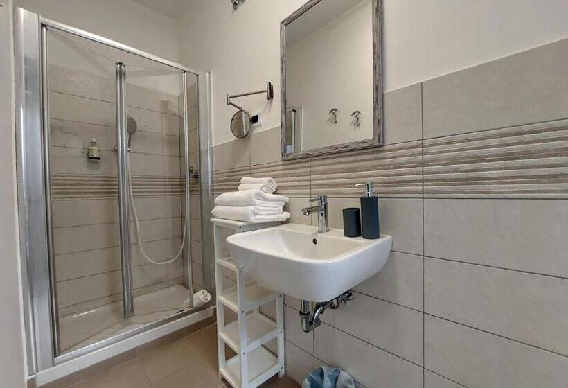 اتاق استاندارد, Myway Trieste Rooms