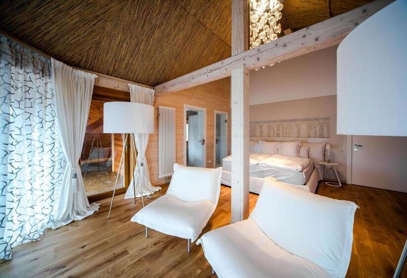 سوییت, Jonathan Spa Estate