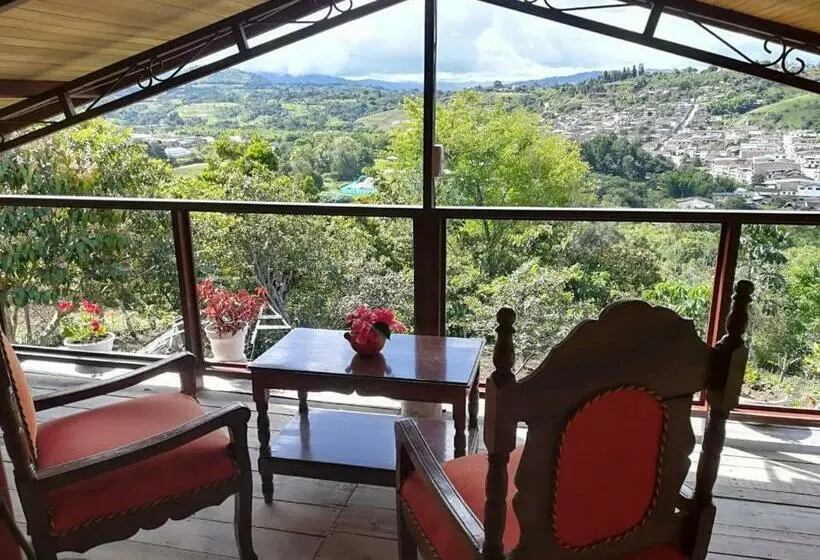 Perhehuone, San Agustín Wayrana
