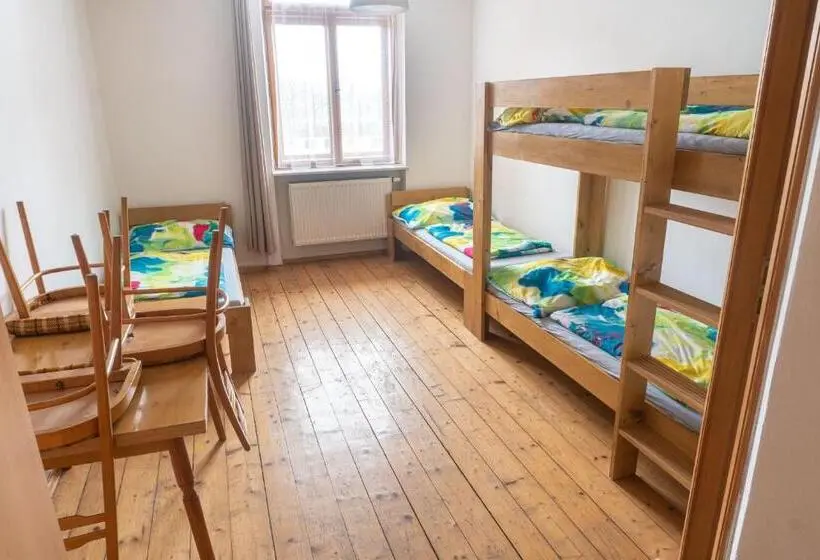 スタンダード４人部屋, Ubytování Na Jakuli