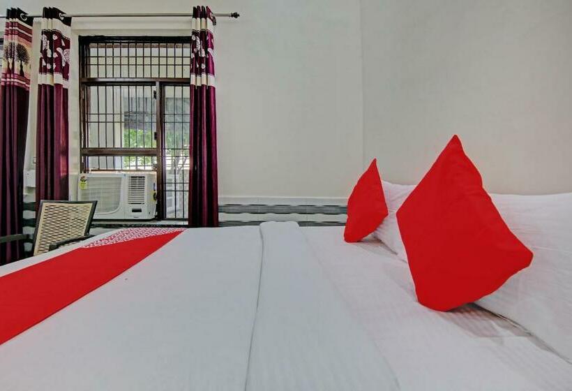 اتاق کلاسیک سه تخته, Flagship Shyam Residency