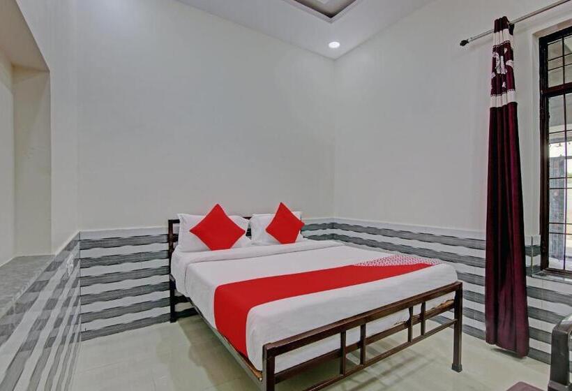 اتاق کلاسیک سه تخته, Flagship Shyam Residency