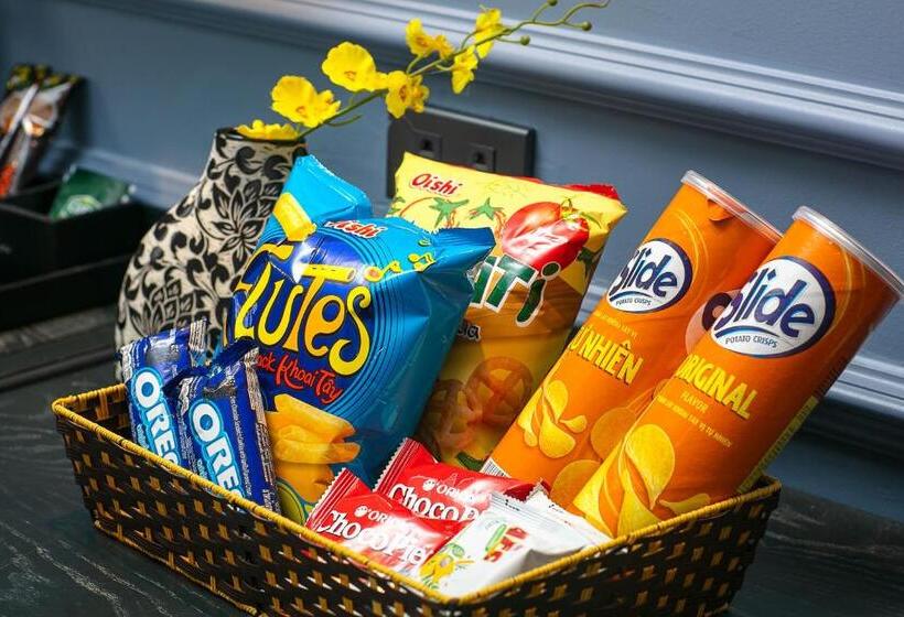 اتاق پرمیوم با چشمانداز دریا, The Secret Halong