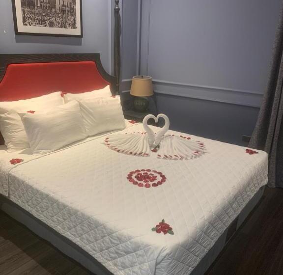 اتاق استاندارد, The Secret Halong