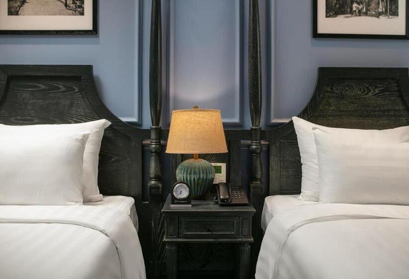 اتاق استاندارد, The Secret Halong