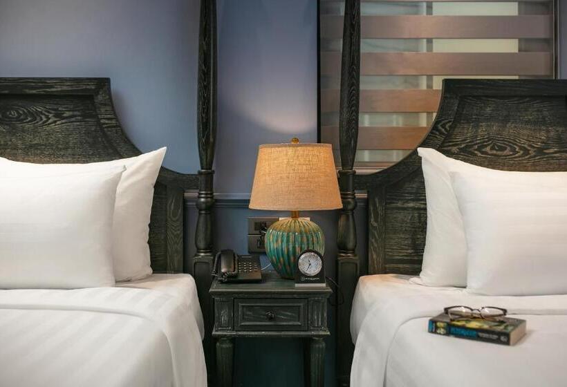 اتاق سوپریور با چشمانداز دریا, The Secret Halong