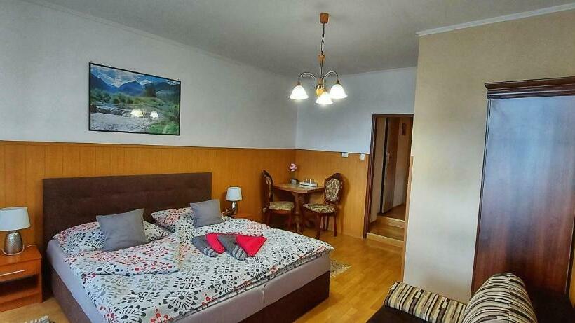 غرفة قياسية, Penzion Tomino