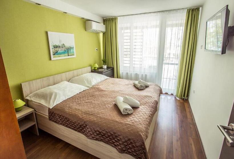 2 Bedrooms Apartment Lake View, Villa Gréta