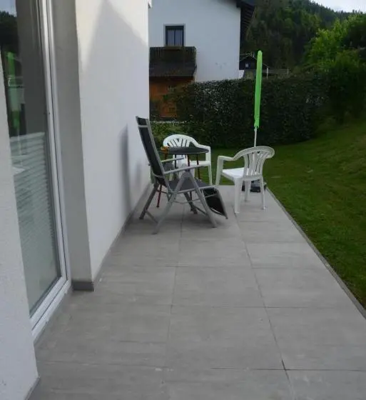 Deluxe-huone, Pension Eule