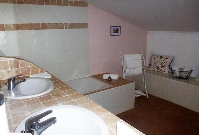 Номер Стандарт, Le Mas De Gleyzes B&b De Charme