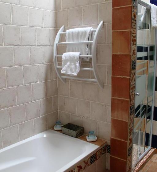 ファミリールーム, Le Mas De Gleyzes B&b De Charme