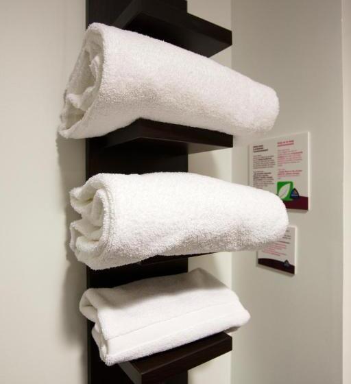 标准间, Akena City Reims Bezannes