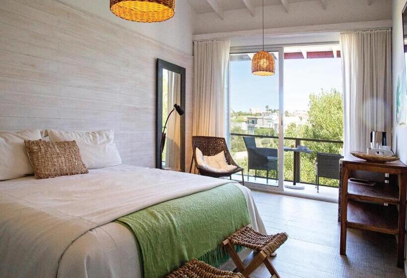 سوییت, Anastasio Hotel & Beach Club