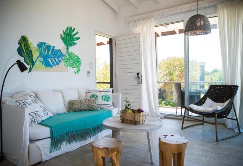 سوئیت مستر, Anastasio Hotel & Beach Club