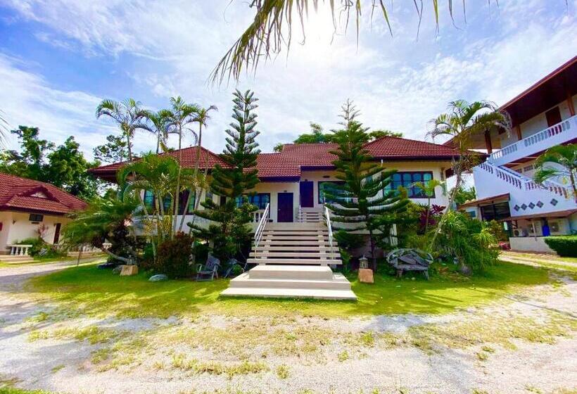 Triple Room Sea View, Bansaithong Beach Resort